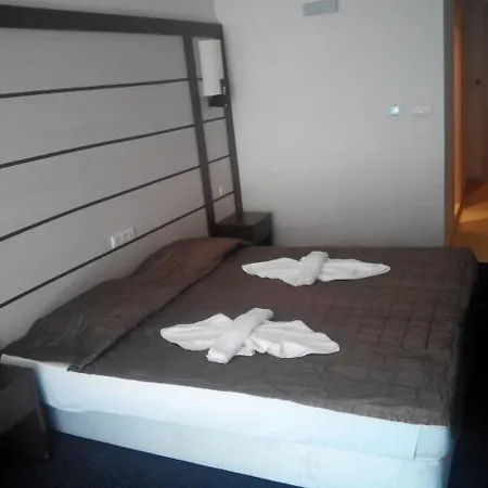 Sunny Bay Sea View 3* Поморие